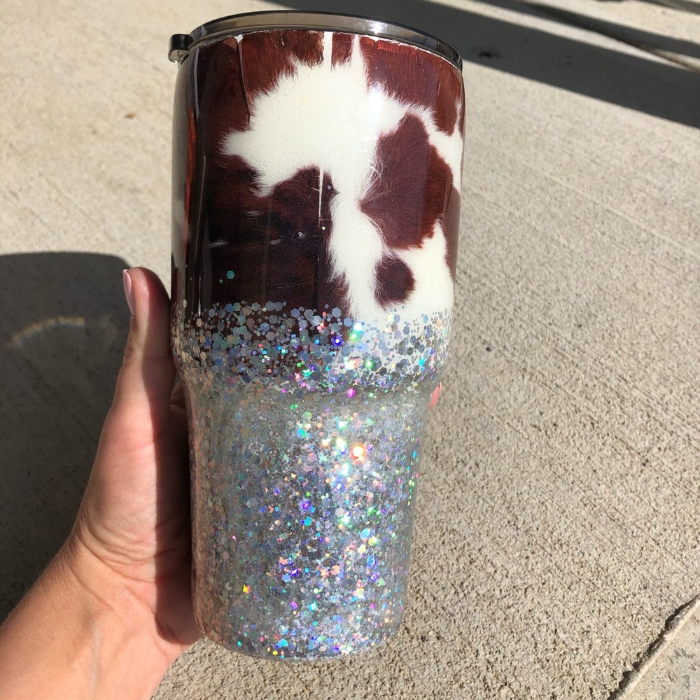 Custom made 32 oz tumbler